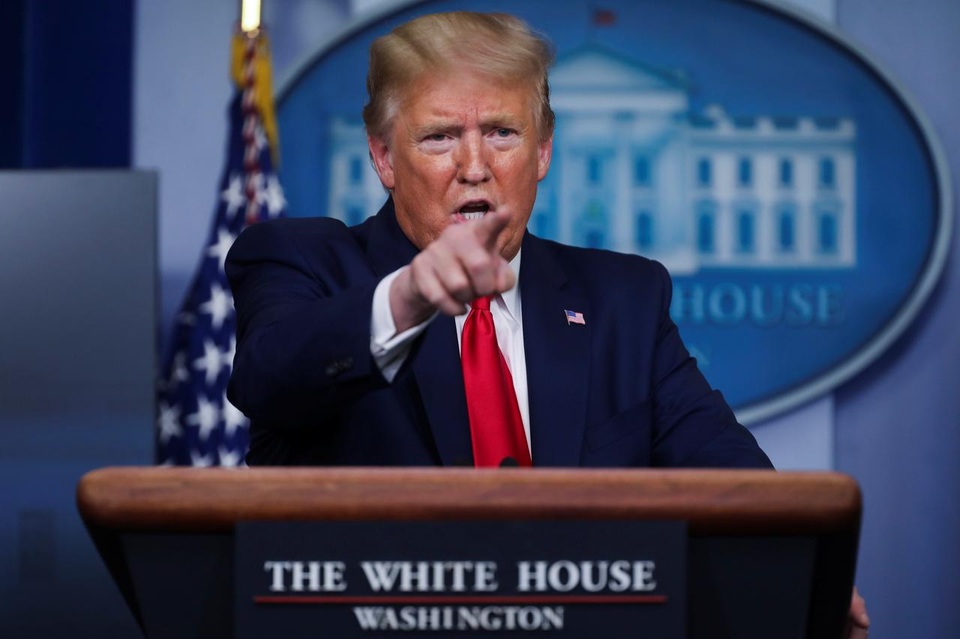 Ông Trump nói sẽ cấm nhập cư vào Mỹ để đối phó kẻ thù vô hình - 1 Ông Trump nói sẽ cấm nhập cư vào Mỹ để đối phó kẻ thù vô hình - 1