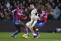 Man Utd đánh rơi chiến thắng trên sân Crystal Palace ở phút bù giờ