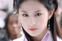 Mê đắm nhan sắc "đỉnh của chóp" của Lưu Diệc Phi ở tuổi 16