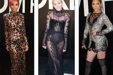 Người đẹp mặc gợi cảm đi xem trình diễn thời trang