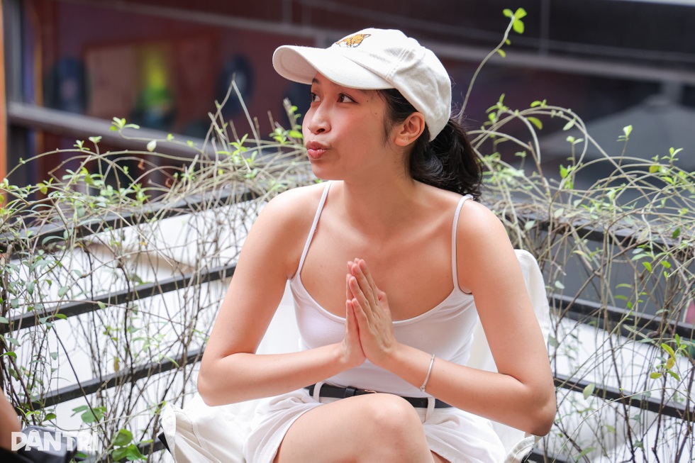 Mỹ Anh: Từng kiệt sức vì cố chứng minh không sống dưới cái bóng của bố mẹ - 1 Mỹ Anh: Từng kiệt sức vì cố chứng minh không sống dưới cái bóng của bố mẹ - 1