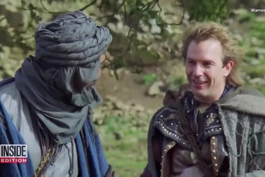 Cây sung dâu 300 năm tuổi từng xuất hiện trong phim bom tấn mới bị chặt trộ