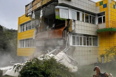 Động đất 8,8 độ ngoài khơi Nga: Loạt công ty sơ tán khẩn, sân bay đóng cửa