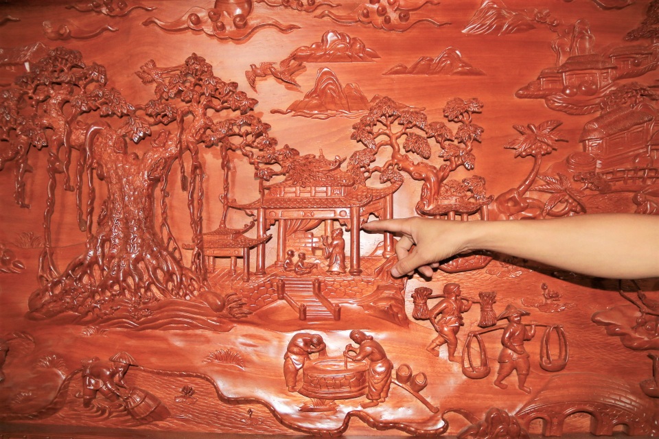 Chàng trai làng “thổi hồn” vào gỗ, kiếm hàng trăm triệu đồng mỗi năm - 5 Chàng trai làng “thổi hồn” vào gỗ, kiếm hàng trăm triệu đồng mỗi năm - 5