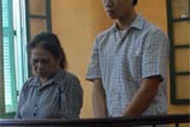 Mẹ vợ, con rể cùng lĩnh án vì vận chuyển tiền giả