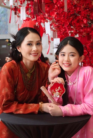 "Ác nữ" phim giờ vàng bị khán giả mắng, ngoài đời viên mãn sau đổ vỡ - 5
