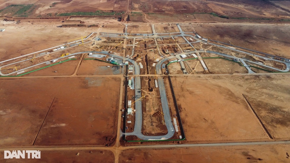 BQL dự án Long Thành: Khó tìm người Việt vào vị trí lương 400 triệu - 1 BQL dự án Long Thành: Khó tìm người Việt vào vị trí lương 400 triệu - 1