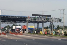 Cần Thơ họp lúc... 21h thông báo việc giảm giá vé BOT