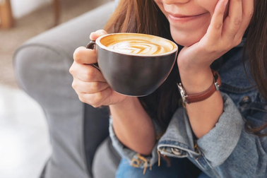 Thời điểm uống cà phê đặc biệt tốt cho não bộ