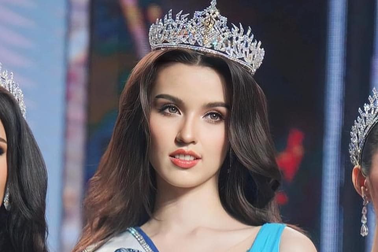 Vẻ đẹp búp bê sống gây thương nhớ của Á hậu Thái Lan gây sốt mạng xã hội