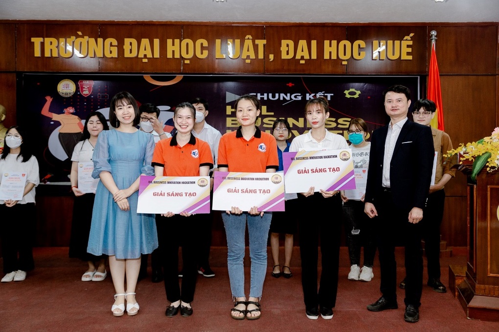 Vườn ươm tiếp lửa khởi nghiệp sinh viên - 3 Vườn ươm tiếp lửa khởi nghiệp sinh viên - 3