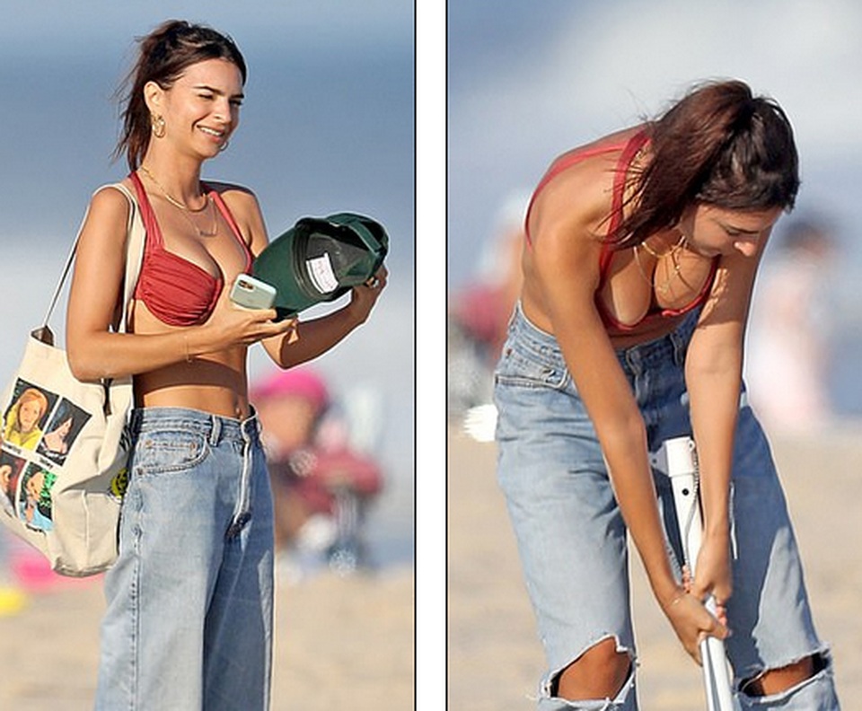 Emily Ratajkowski thu hút sự chú ý trên biển - 2