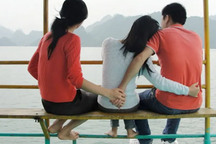 “Cảm nắng” người yêu của bạn thân, tôi phải làm sao bây giờ?