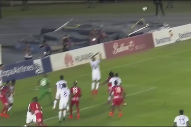 Bàn thắng ma của Panama trong trận đấu với Costa Rica