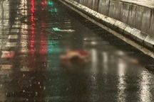 Thi thể nữ giới không nguyên vẹn nằm trên đường ở TPHCM