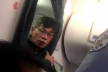 Những vụ bê bối gây chấn động của ngành hàng không Mỹ đầu năm 2017