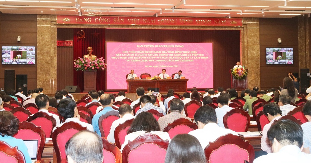 Trưởng ban Tuyên giáo Trung ương: Cán bộ phải rèn luyện đạo đức cách mạng - 2 Trưởng ban Tuyên giáo Trung ương: Cán bộ phải rèn luyện đạo đức cách mạng - 2