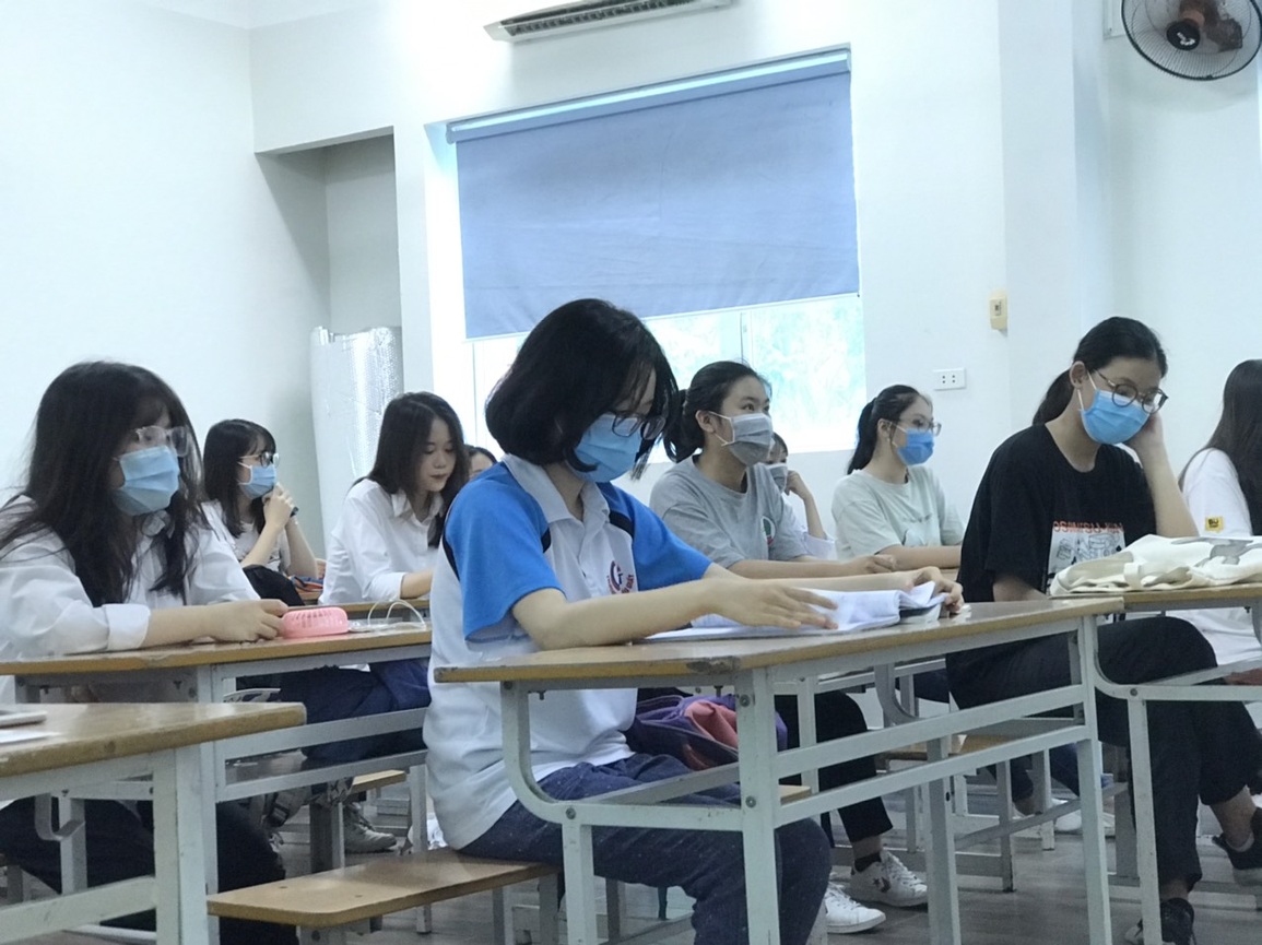 Bộ GD-ĐT: Vụ lộ đề thi môn Sinh không ảnh hưởng đến kết quả kỳ thi năm 2021 - 2 Bộ GD-ĐT: Vụ lộ đề thi môn Sinh không ảnh hưởng đến kết quả kỳ thi năm 2021 - 2