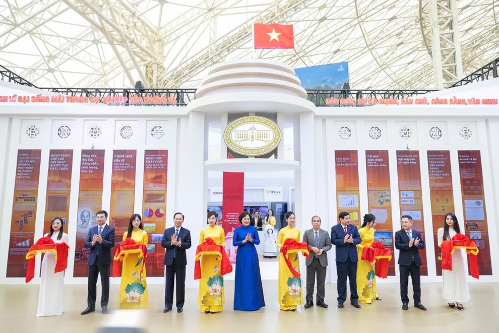 Dấu ấn công nghệ của Nam A Bank trong kỷ nguyên vươn mình của dân tộc - 1 Dấu ấn công nghệ của Nam A Bank trong kỷ nguyên vươn mình của dân tộc - 1