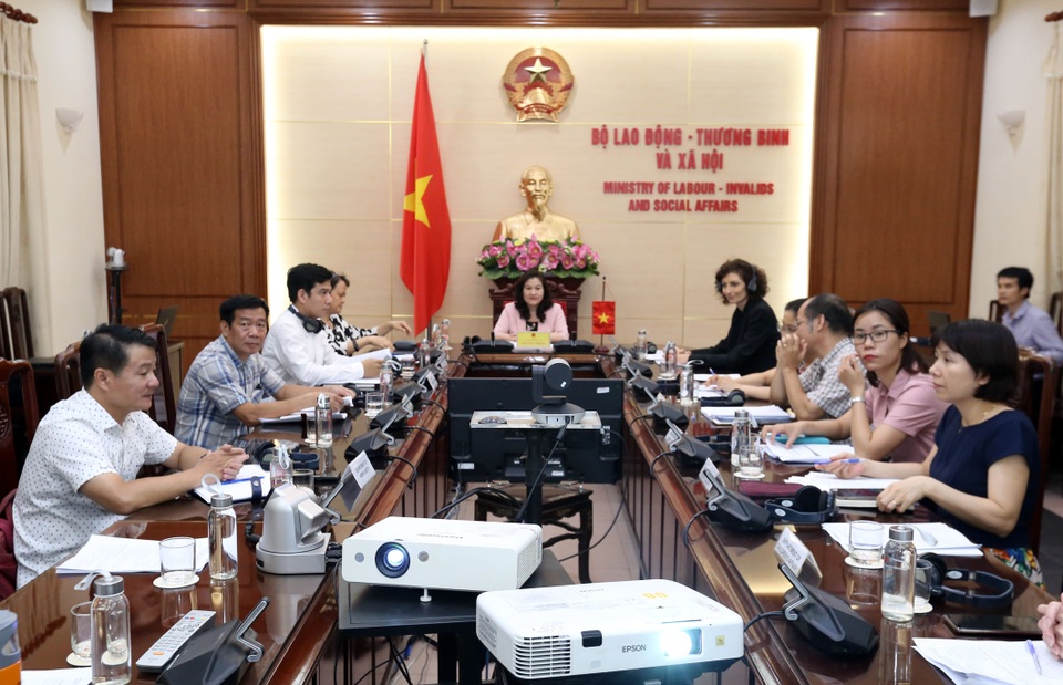 Tỷ lệ tham gia lực lượng lao động thấp kỷ lục trong 10 năm qua - 2 Tỷ lệ tham gia lực lượng lao động thấp kỷ lục trong 10 năm qua - 2