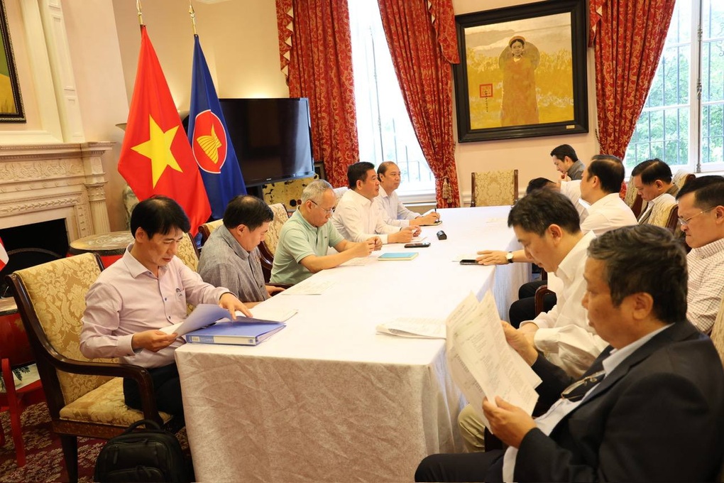 Việt Nam và Mỹ chính thức đàm phán thuế quan lần 2 - 1 Việt Nam và Mỹ chính thức đàm phán thuế quan lần 2 - 1
