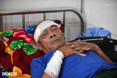 Vụ xe tải lao vào chợ chuối: "Khi tôi mở mắt ra, cảnh tượng thật đáng sợ"