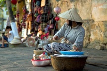 Thanh niên khởi nghiệp hiến giải pháp cho gánh hàng rong