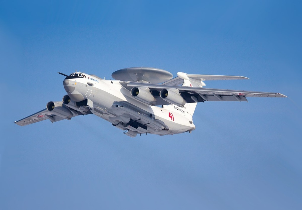 Ukrainske medier: Kiev skjøt ned russisk A-50 Eye of the Gods over Azovhavet - 1 Truyền thông Ukraine: Kiev bắn hạ Mắt thần A-50 Nga trên biển Azov - 1