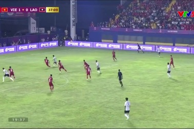 Quan Văn Chuẩn cứu thua cho U22 Việt Nam