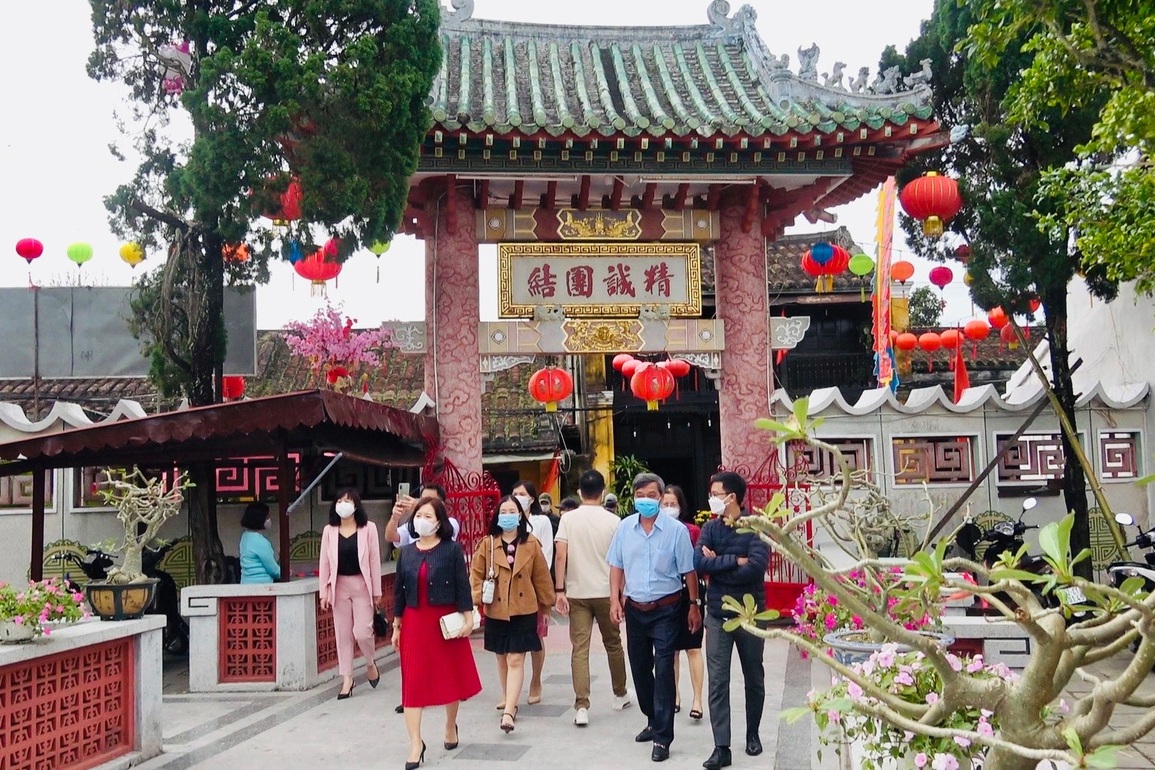 Hội An đón mỗi ngày khoảng một vạn lượt khách tham quan - 2 Hội An đón mỗi ngày khoảng một vạn lượt khách tham quan - 2