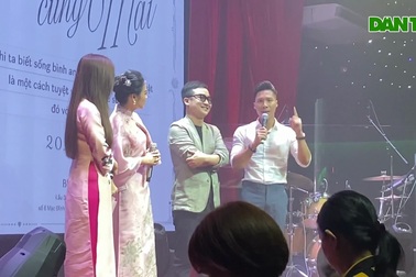 NSƯT Quốc Nghiệp chia sẻ về bà xã Ngọc Mai - Quán quân "Ca sĩ mặt nạ"