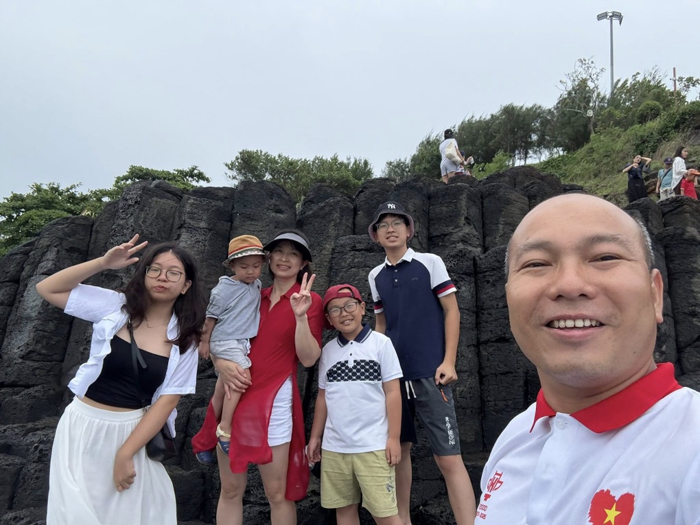 Ông bố 4 con ở Hà nội tự thiết kế trại hè, đưa gia đình xuyên Việt 3.200km - 5 Ông bố 4 con ở Hà nội tự thiết kế trại hè, đưa gia đình xuyên Việt 3.200km - 5