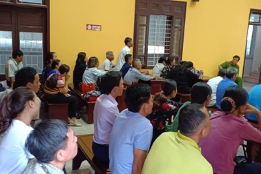 Hàng nghìn người dân tập hợp chữ ký xin giảm án cho nguyên chủ tịch xã tại Thanh Hoá!