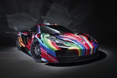 Siêu xe McLaren MP4-12C bảy sắc cầu vồng