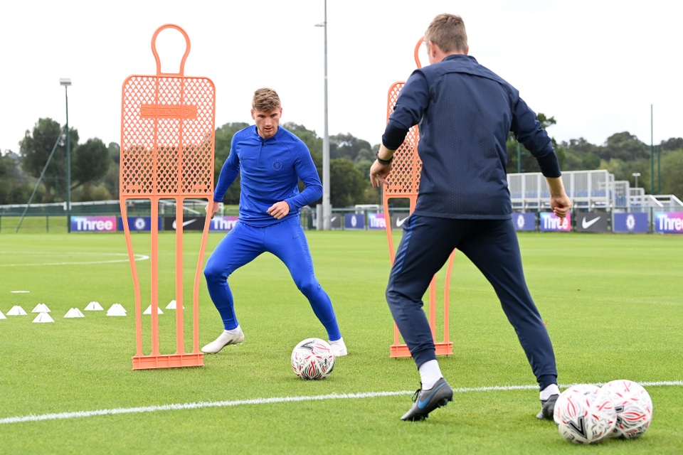 Timo Werner tập buổi đầu tiên cùng Chelsea - 3 Timo Werner tập buổi đầu tiên cùng Chelsea - 3