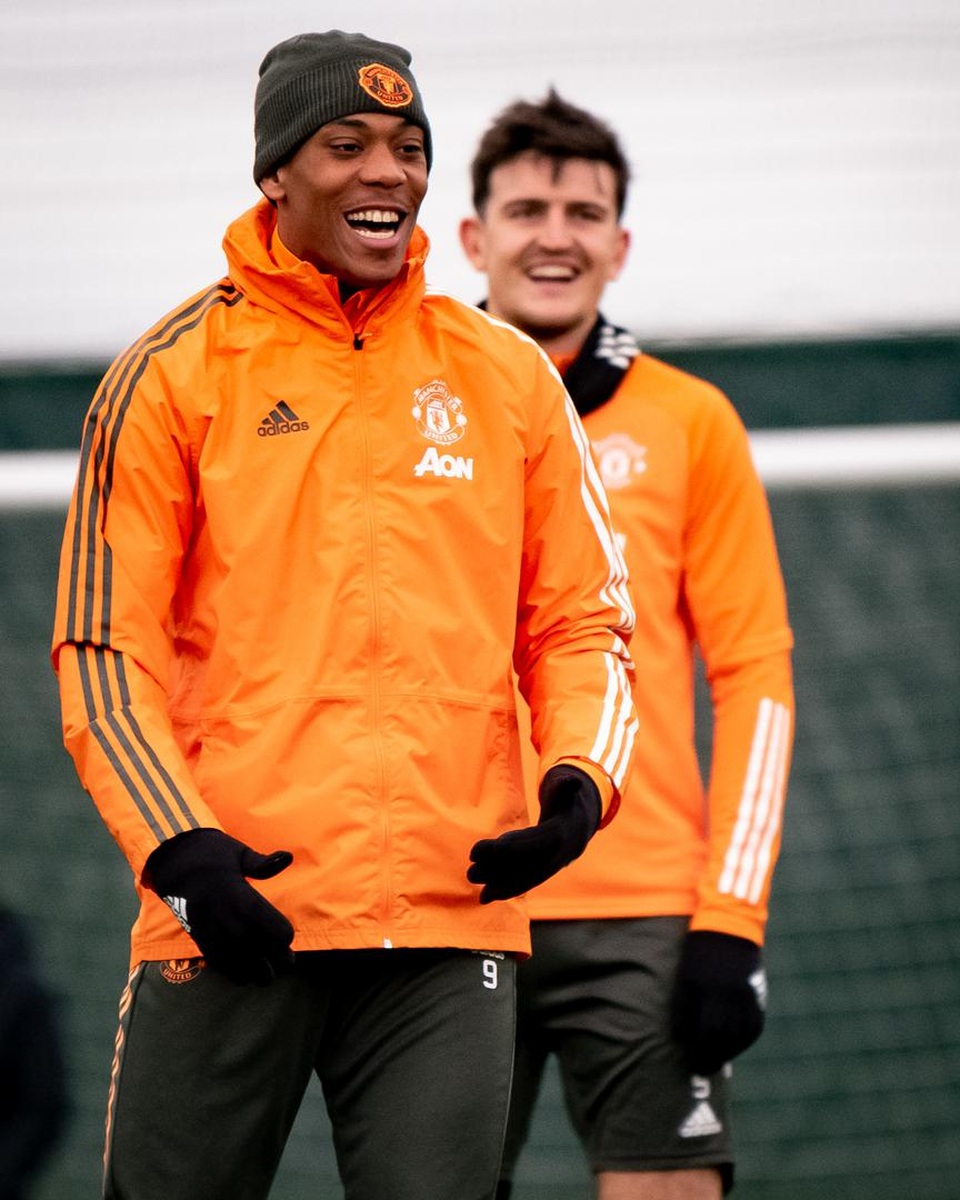 Amad Diallo tập cùng Man Utd, chuẩn bị thi đấu với Fulham - 8 Amad Diallo tập cùng Man Utd, chuẩn bị thi đấu với Fulham - 8