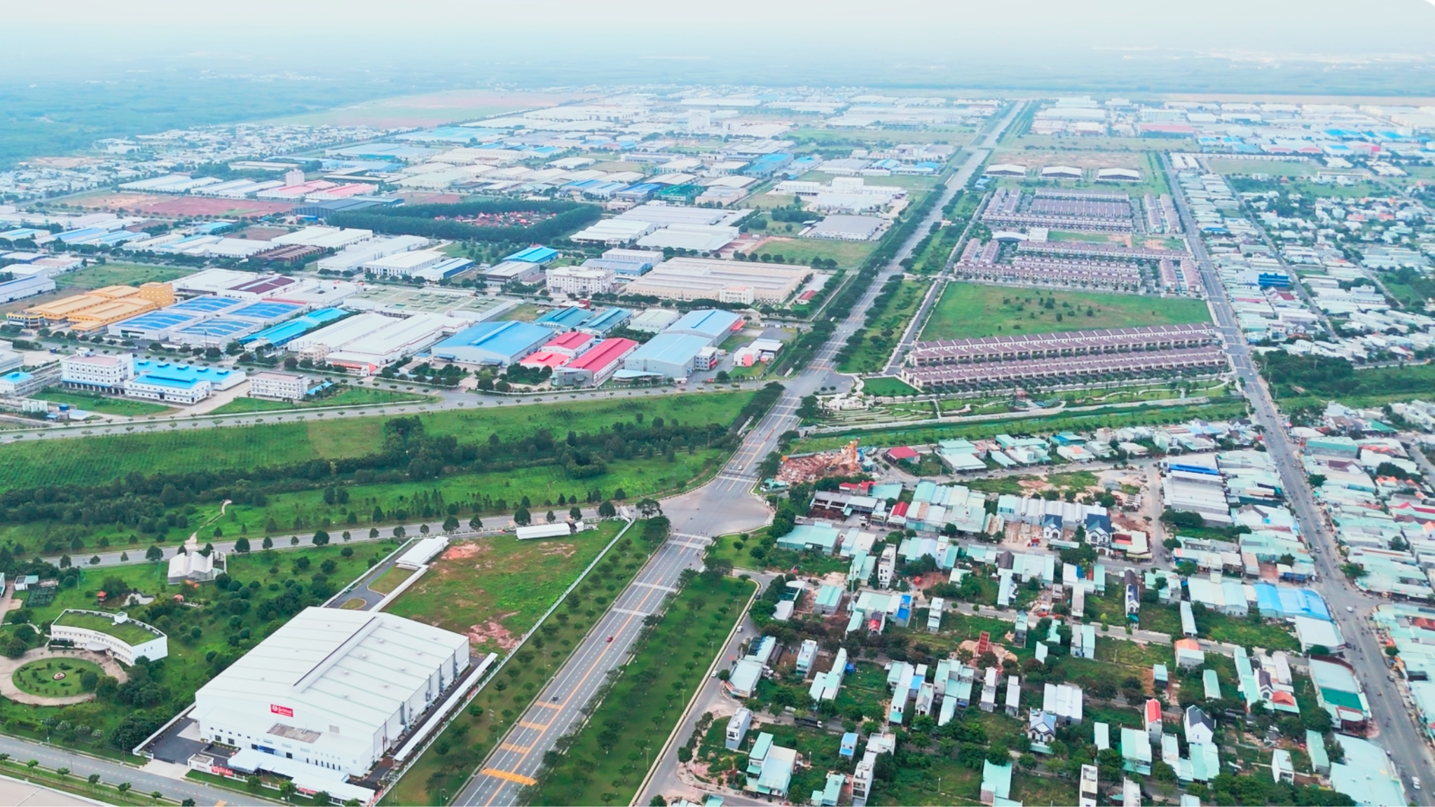 Đón đầu hạ tầng, bất động sản Bình Dương bước vào giai đoạn khởi sắc - 1