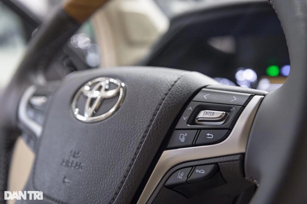 Chi tiết Land Cruiser Prado 2021: Tăng gần 170 triệu đồng liệu có đáng giá? - 14 Chi tiết Land Cruiser Prado 2021: Tăng gần 170 triệu đồng liệu có đáng giá? - 14