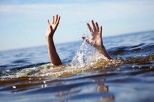 Nữ sinh bán vé số đuối nước thương tâm