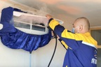 Người đàn ông 32 tuổi nhiễm trùng phổi vì sử dụng điều hòa bỏ không 6 tháng