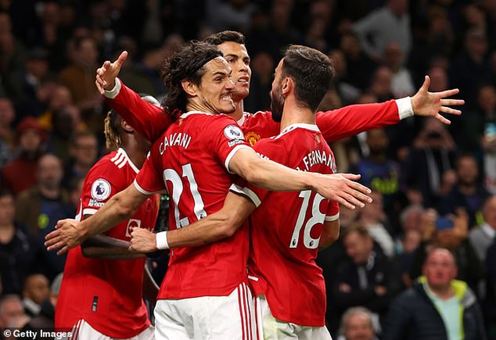 Man Utd thắng tưng bừng, HLV Solskjaer chỉ ra một điều thiếu sót - 2 Man Utd thắng tưng bừng, HLV Solskjaer chỉ ra một điều thiếu sót - 2