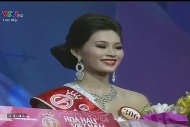 Giây phút đăng quang của Kỳ Duyên