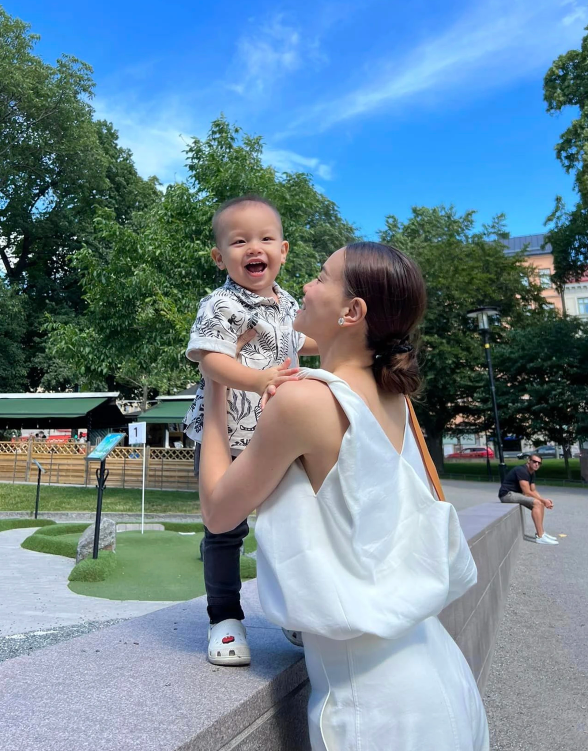 Hồ Ngọc Hà: Kim Lý nói cũng phải để cho anh ấy mặc đồ chú rể - 12 Hồ Ngọc Hà: Kim Lý nói cũng phải để cho anh ấy mặc đồ chú rể - 12
