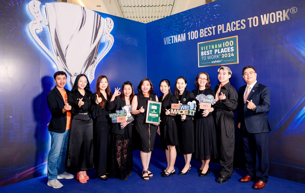 FWD Việt Nam tiếp tục đạt giải thưởng về nhân sự và môi trường làm việc - 1 FWD Việt Nam tiếp tục đạt giải thưởng về nhân sự và môi trường làm việc - 1