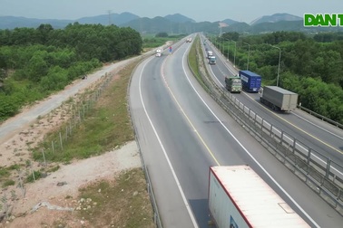 Cấm xe tải cỡ lớn lên cao tốc Cam Lộ - La Sơn, áp lực ngược cho quốc lộ 1A?