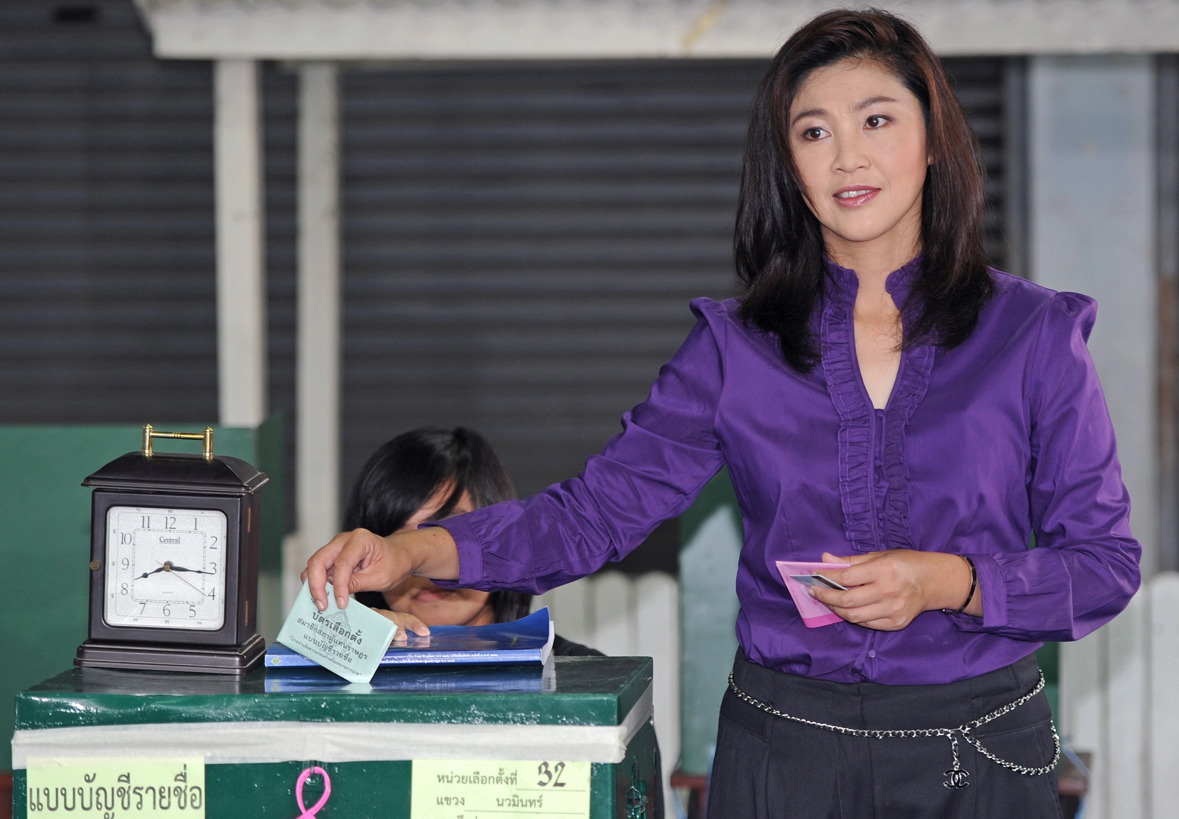 Ba thủ tướng một số phận, gia tộc Shinawatra quyết tìm lại hào quang - 3 Ba thủ tướng một số phận, gia tộc Shinawatra quyết tìm lại hào quang - 3