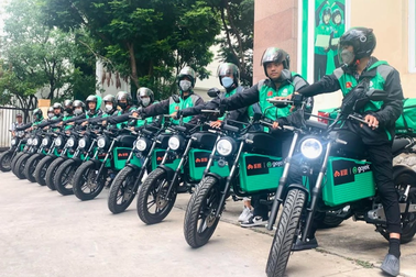 Lợi ích kinh tế và môi trường từ sự hợp tác giữa Dat Bike và Gojek