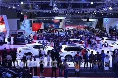 Ô tô nhỏ Vios, Morning… đồng loạt giảm giá sâu