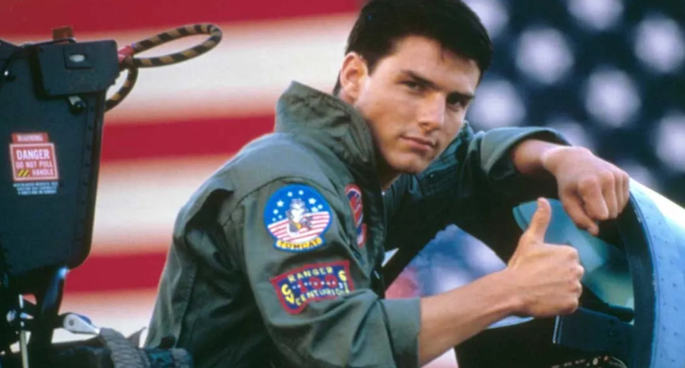 Ông Trump khoe phi công F-35 Mỹ đẹp trai hơn tài tử Tom Cruise - 2 Ông Trump khoe phi công F-35 Mỹ đẹp trai hơn tài tử Tom Cruise - 2