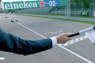 "Biến căng" ở Monza, F1 đã có một chặng đua đi vào lịch sử